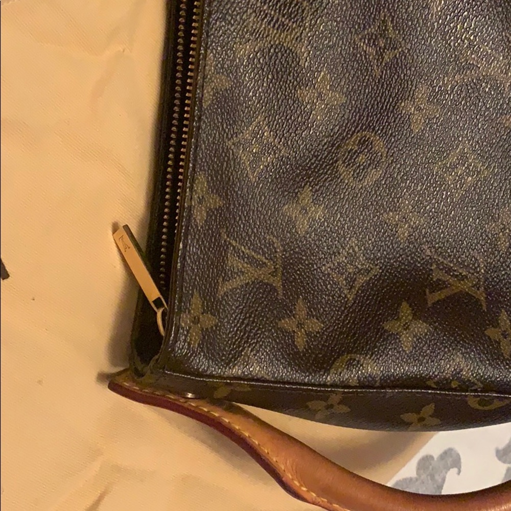 Medium monogram Louis Vuitton bag